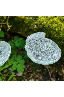 Közepes méretű üveg kála virág kültérre transzparens, fehér, fekete színben