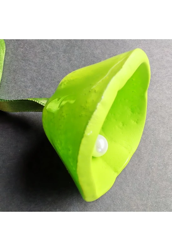 Nagy méretű üveg harang almazöld színben