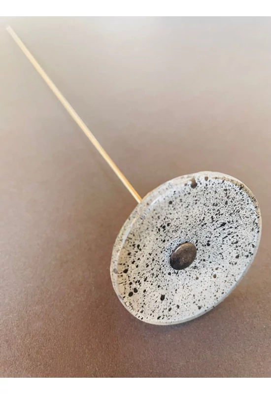 Kis méretű kerek üveg virág kültérre szürke- fekete színben 43 cm -es rozsdamentes acélszáron