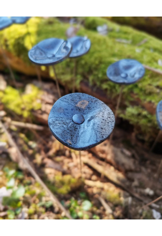 Round small glass flower for outdoor use in grey, black colour with 43 cm stainless steel stem