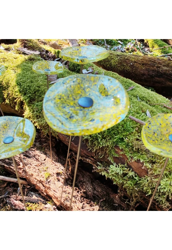 Round small glass flower for outdoor use in transparent, yellow, black colour with 43 cm stainless steel stem