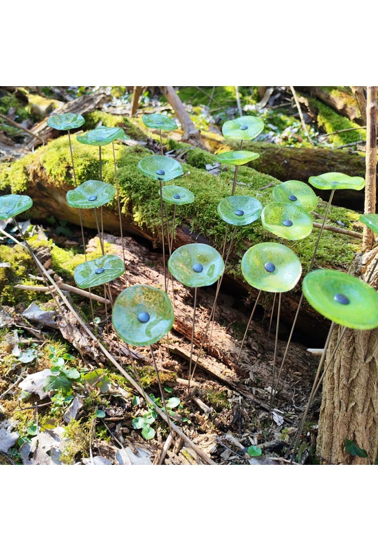 Kis méretű kerek üveg virág kültérre transzparens- almazöld színben 43 cm -es rozsdamentes acélszáron