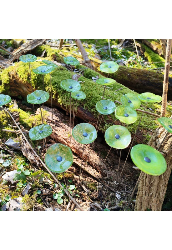 Kis méretű kerek üveg virág kültérre transzparens- almazöld színben 43 cm -es rozsdamentes acélszáron