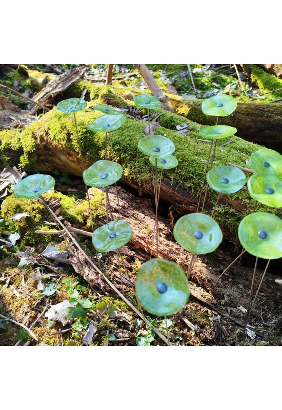 Kis méretű kerek üveg virág kültérre transzparens- almazöld színben 43 cm -es rozsdamentes acélszáron
