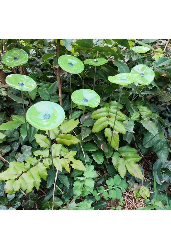 Kis méretű kerek üveg virág kültérre transzparens- almazöld színben 43 cm -es rozsdamentes acélszáron