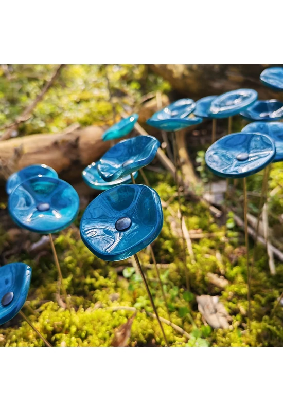 Kis méretű kerek üveg virág kültérre türkiz színben 43 cm -es rozsdamentes acélszáron