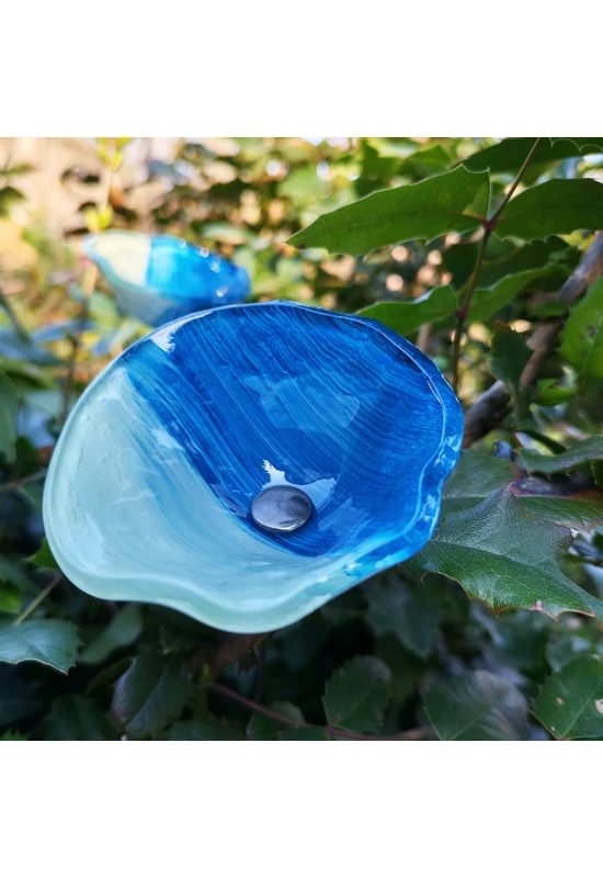 Medium -sized glass calabel flower for outdoor in turquoise-white colour with 43 cm stainless steel stem