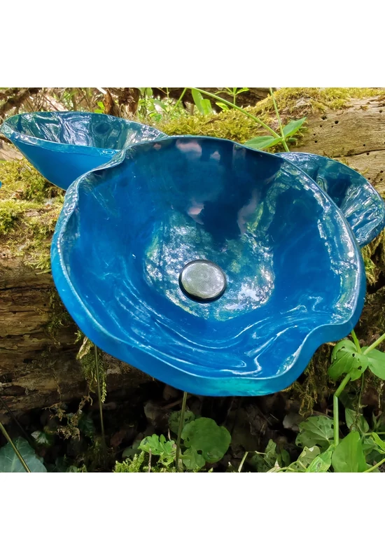 Közepes méretű üveg kála virág kültérre türkiz színben 43 cm -es rozsdamentes acélszáron