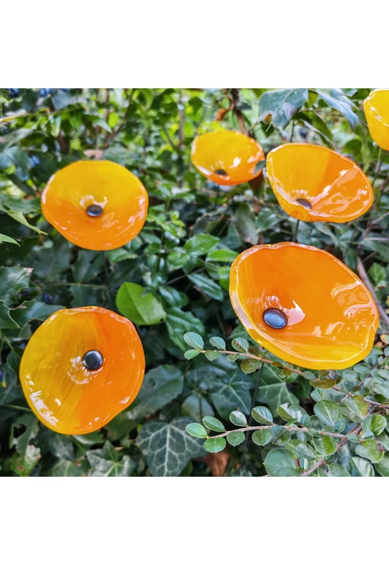 Medium size funnel shaped glass flower for outdoor use in yellow-orange colour with 43 cm stainless steel stem