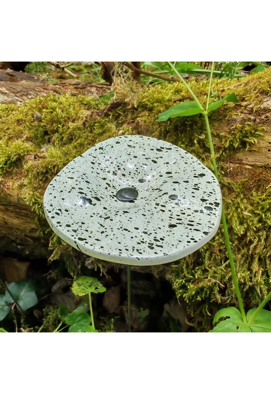White base oval glass flower with black dots, for outdoor use, on a 43 cm steel stem