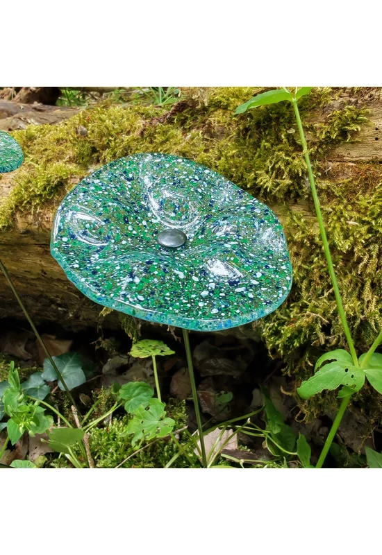 Ovális virág, transzparens alapon zöld-sötétkék pöttyökkel