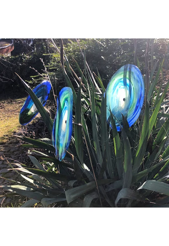 Nagy méretű 18 cm átmérőjű üveg virág kültérre sötétkék-zöld színben 100 cm -es rozsdamentes acélszáron