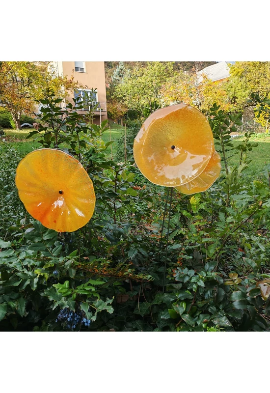 Nagy méretű 18 cm átmérőjű üveg virág kültérre transzparens- citromsárga-narancssárga színben 50 cm -es rozsdamentes acélszáron
