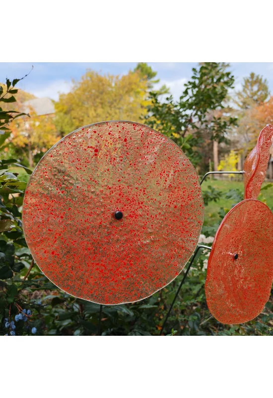 Nagy méretű 18 cm átmérőjű üveg virág kültérre transzparens- narancssárga-piros színben 100 cm -es rozsdamentes acélszáron