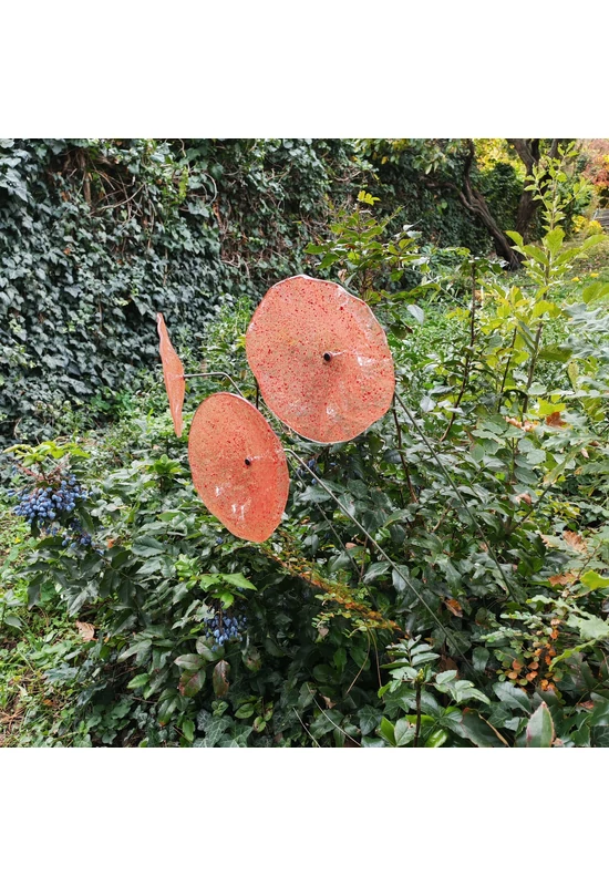 Nagy méretű 18 cm átmérőjű üveg virág kültérre transzparens- narancssárga-piros színben 100 cm -es rozsdamentes acélszáron