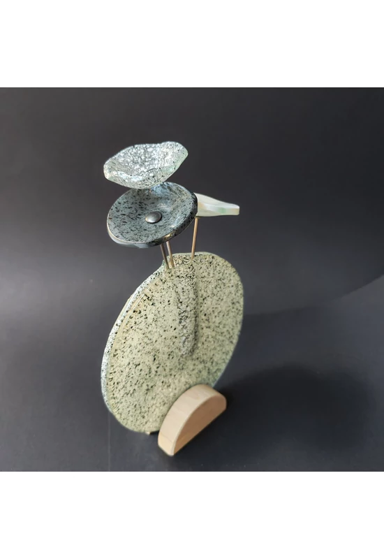 Kis kerek vázaszett bükkfa talppal, 13 cm - átlátszó fehér fekete