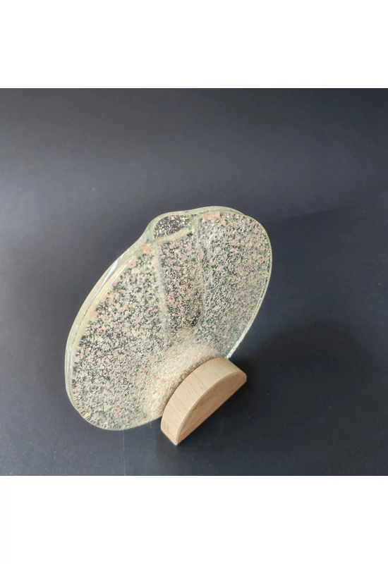 Kis kerek váza bükkfa talppal, 13 cm - átlátszó rózsaszín-fehér