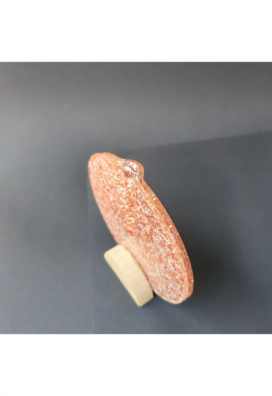 Kis kerek váza bükkfa talppal, 13 cm - átlátszó vörös-fehér